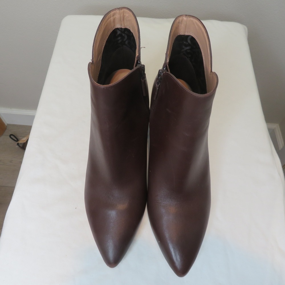 Cole Haan Grand 360 Mahogany Brown Leather Pointed Toe Block Heel Booties 9B